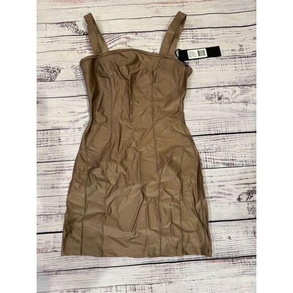 Noli Yoga liquid dress almond tan size small NWT - Picture 3 of 6